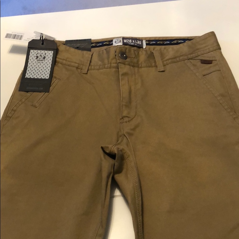 Men’s Khaki Skinny Slacks